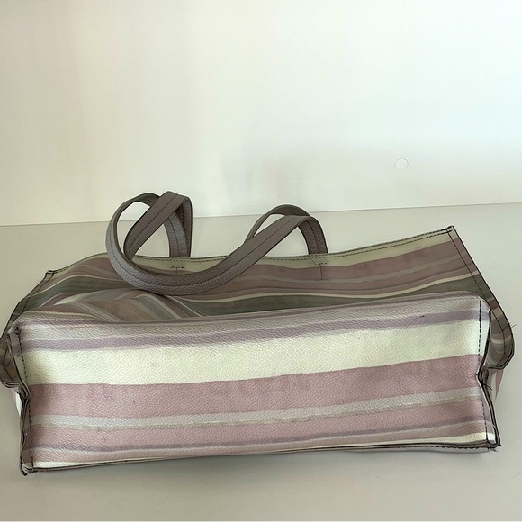 Elliot Lucca Faux Leather Tote Bag Coastal Aria Stripe Large  Effortlessly Sleek - Picture 5 of 7